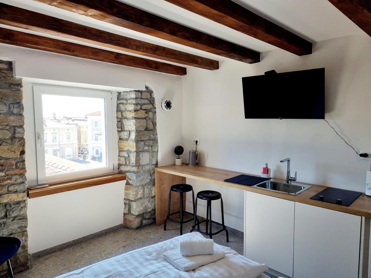 Akvatour Apartments Piran Bagian luar foto
