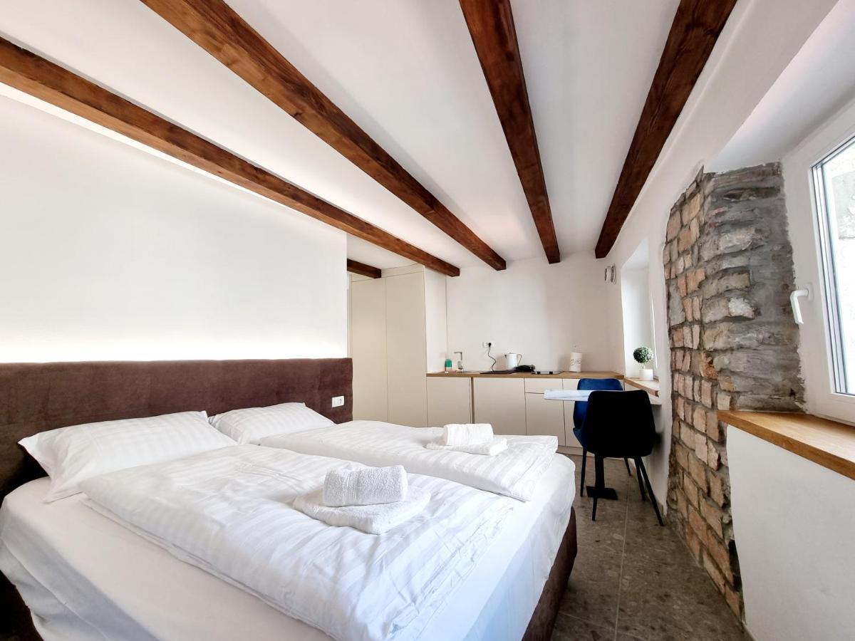 Akvatour Apartments Piran Bagian luar foto