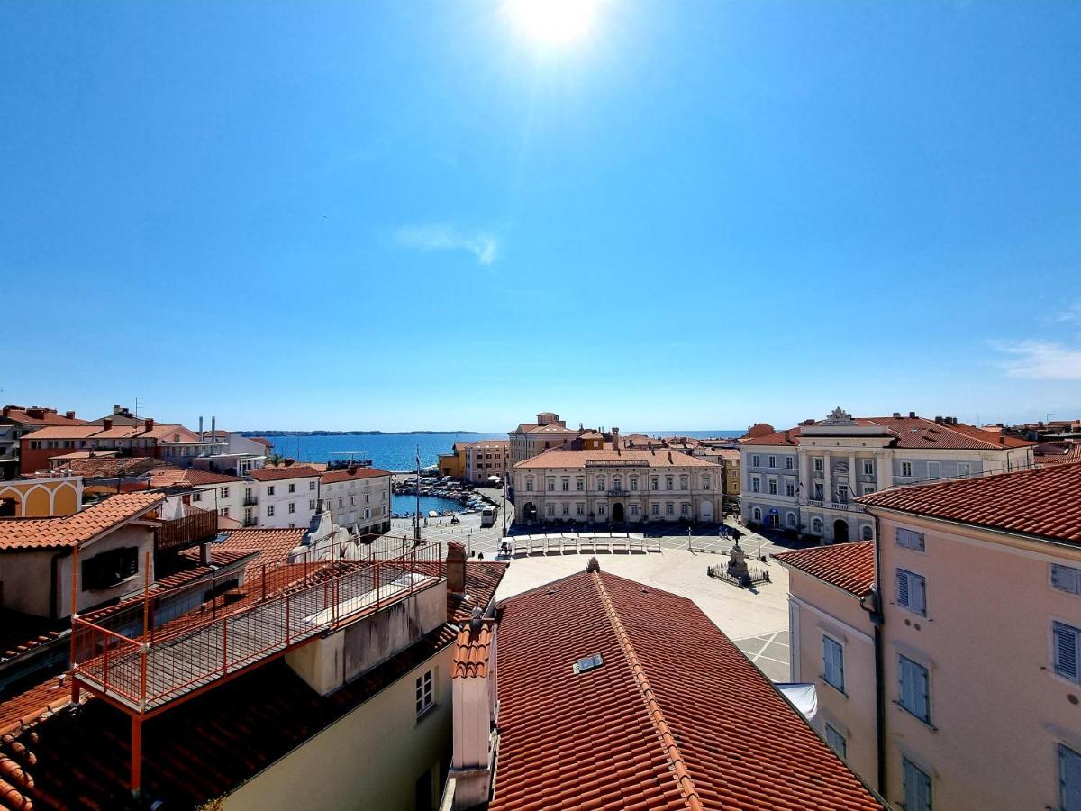 Akvatour Apartments Piran Bagian luar foto