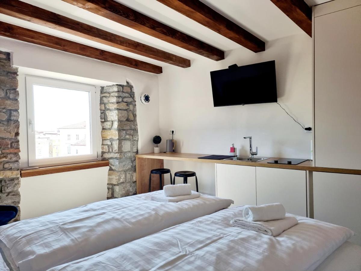 Akvatour Apartments Piran Bagian luar foto