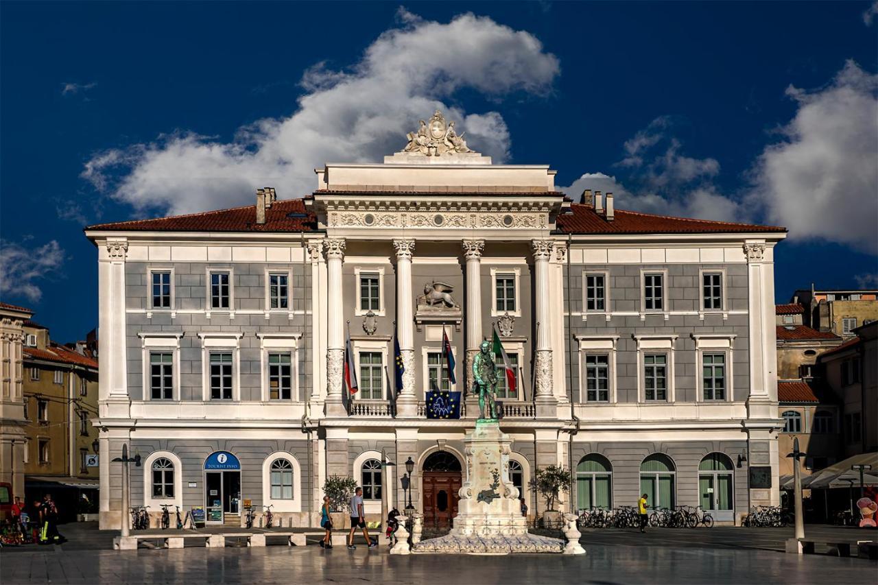 Akvatour Apartments Piran Bagian luar foto